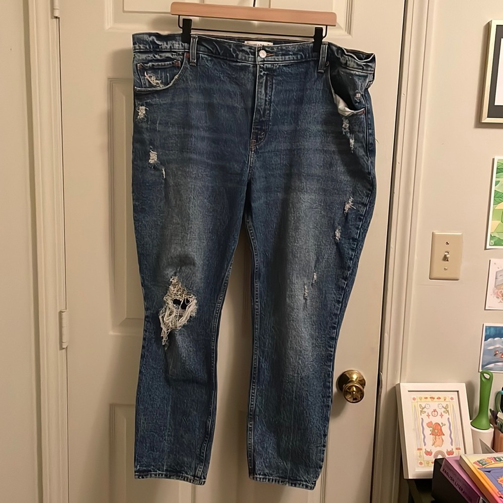 Abercrombie & Fitch Skinny High Rise Distressed Jean